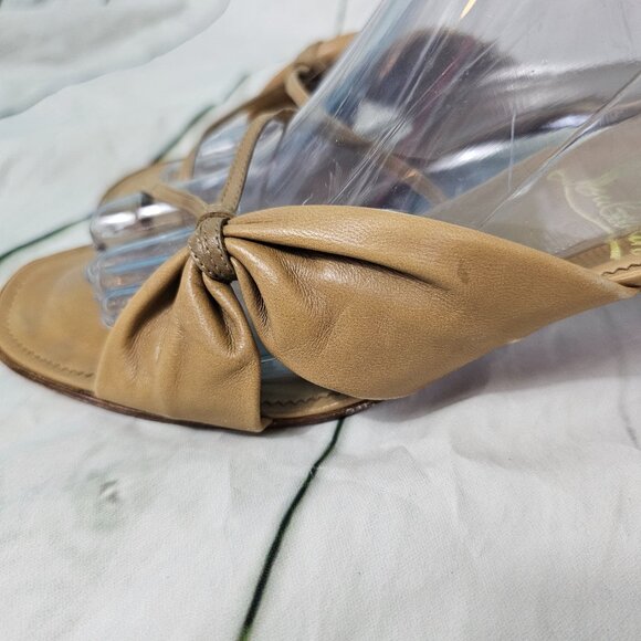 CHRISTIAN LOUBOUTIN Tan Leather Strappy Bow Detail Slip On Sandals~Size 39 - Picture 2 of 8